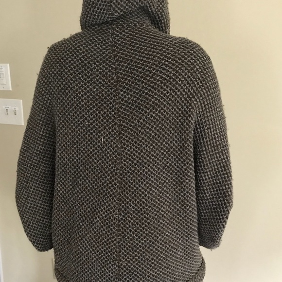 Free People sweater - Picture 3 of 4